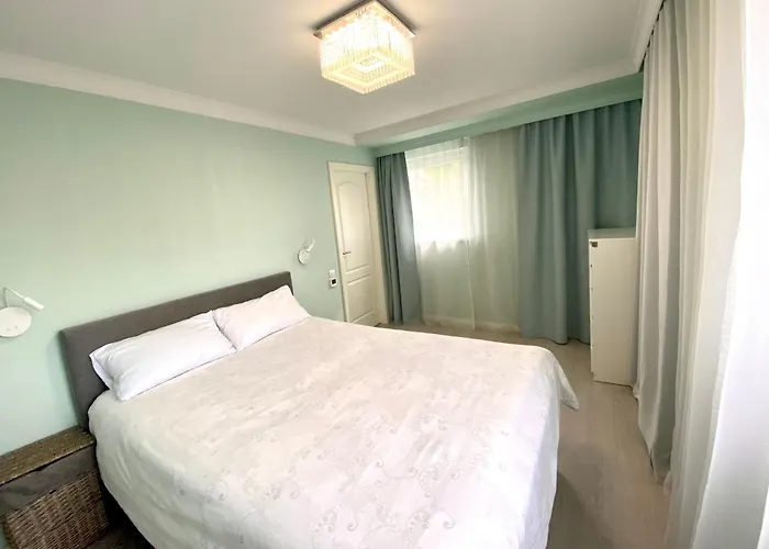 Location! Park, Casino, Theatre!