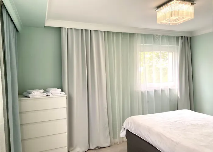 Location! Park, Casino, Theatre! Apartmán